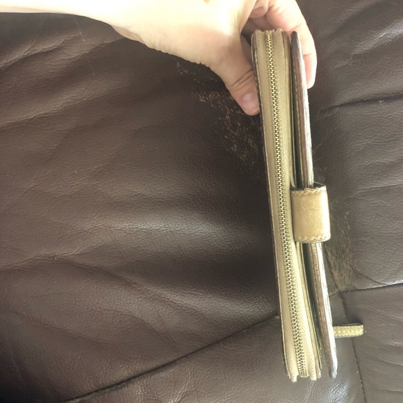 Coach Wallet - Picture 3 of 9